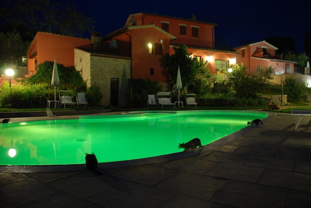 تينوتا سان سافينو ديلي روكيتي