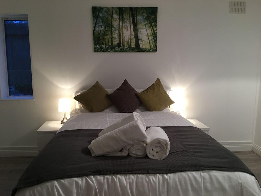 كينجز وود أبارتمنت