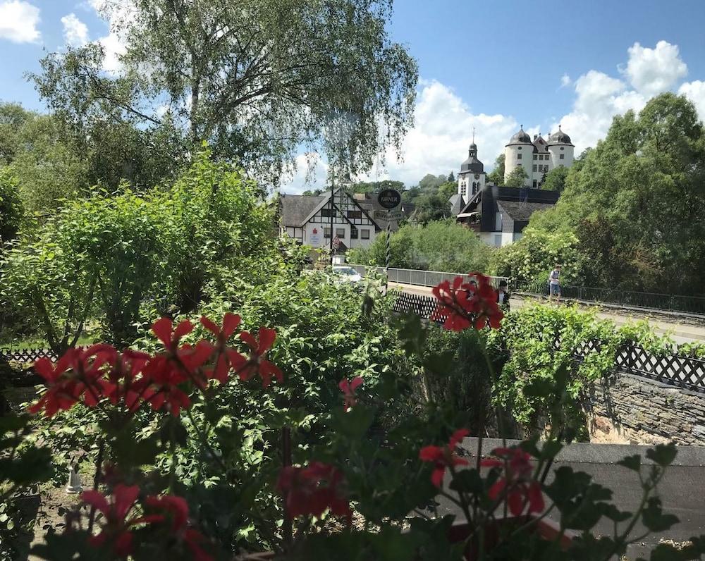 هوتل ريستورانت جيموندين المنطقة الخارجية