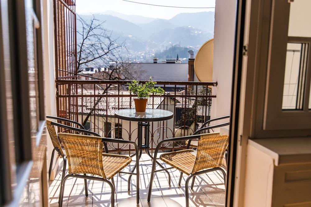 2bdr Apartment With the Balcony View-best Location Exterior
