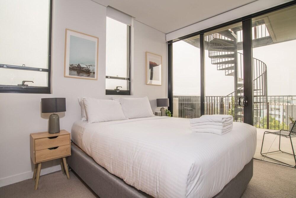 إنر سيتي بينتهاوس ويذ برايفت روف توب غرفة