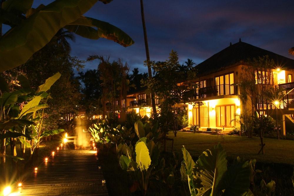 Bangsak Village - Adults Only Exterior