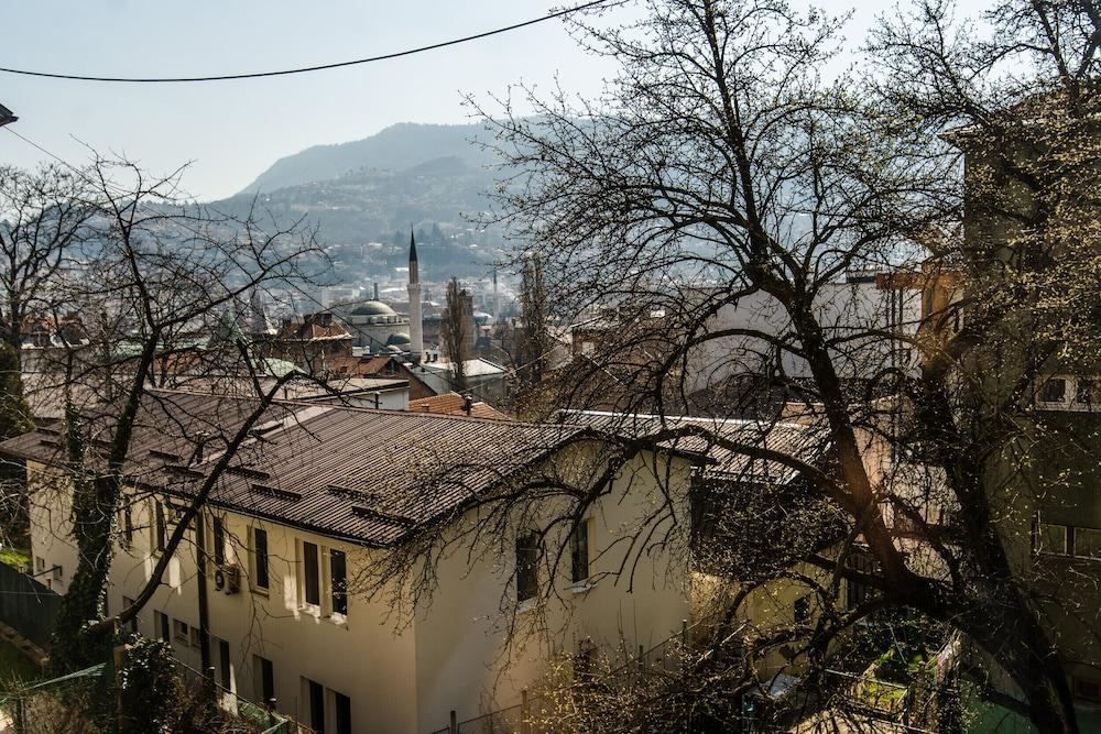 2bdr Apartment With the Balcony View-best Location Exterior