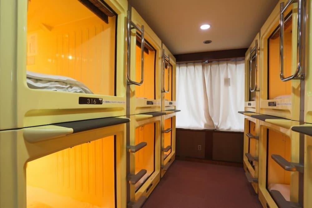 Capsule and Sauna Narimasu - Caters to Men Room