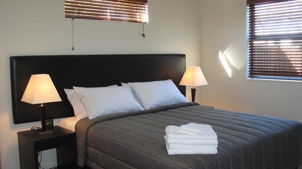 Pegasus Gateway Motels and Apartments Room