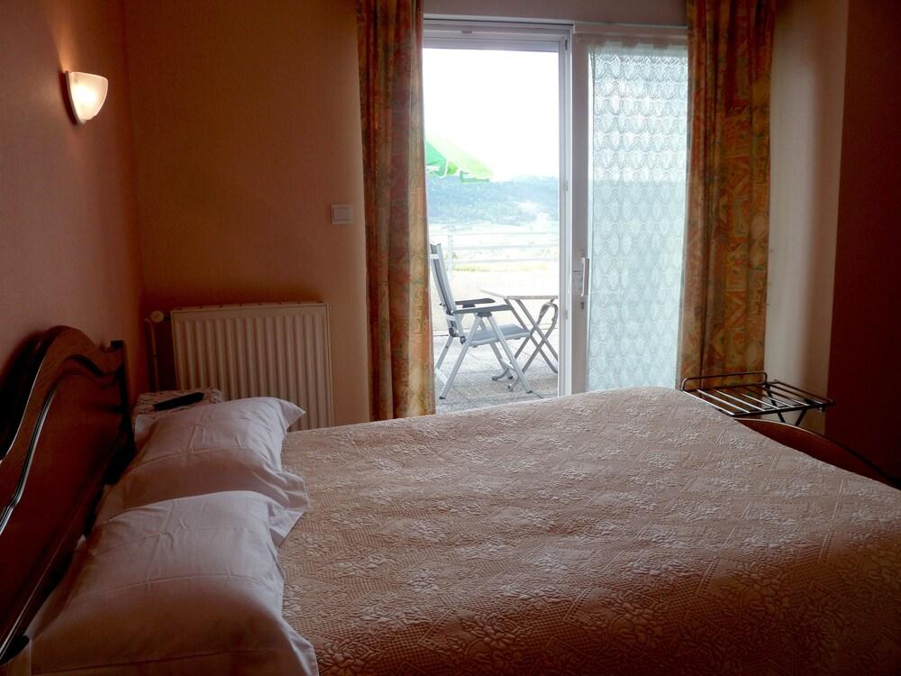 لوجي أوتيل لو بانوراميك غرفة