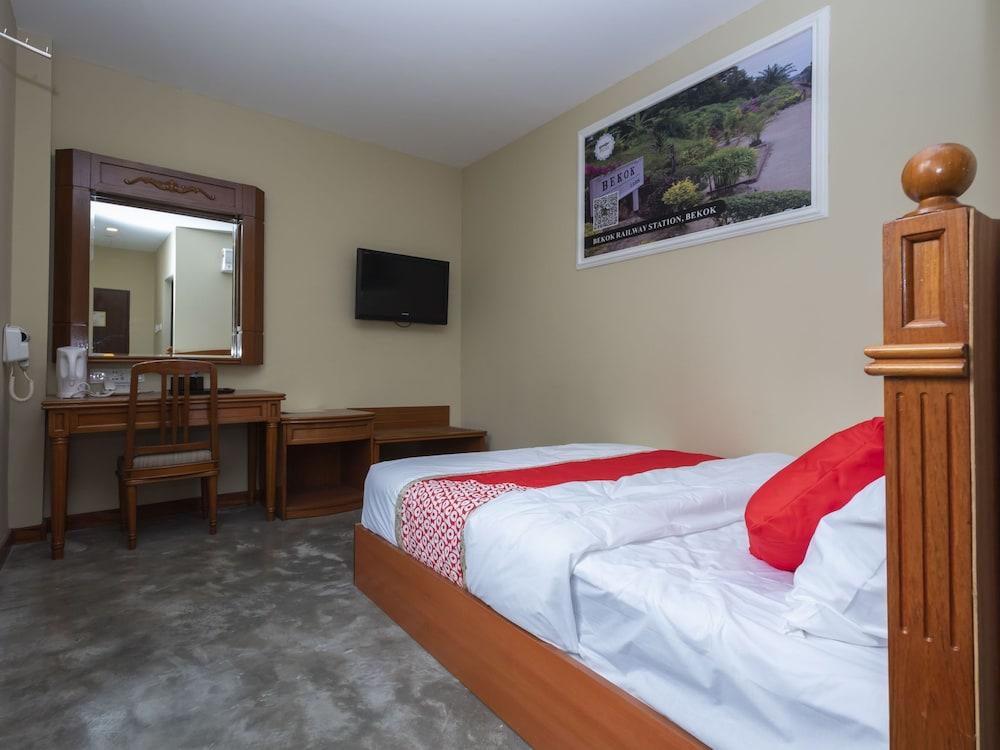 أو واي أو 517 ألادين دريم هوتل