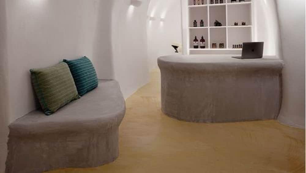 Dome Santorini Resort & Spa Reception