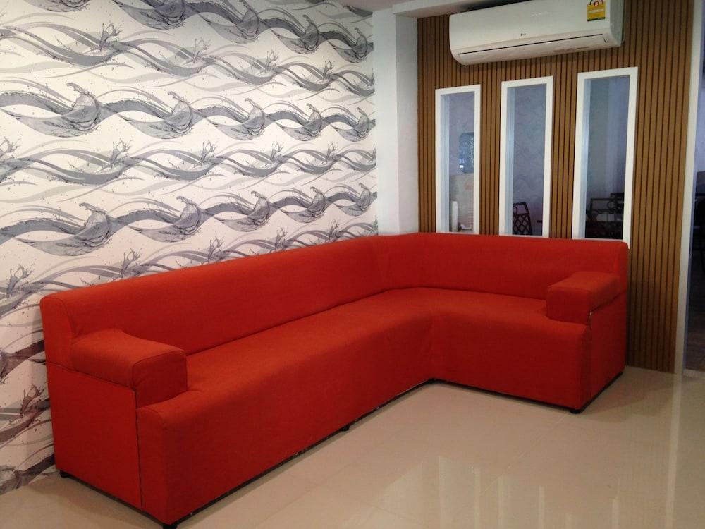The Rama Residence Chiang Rai Lobby Sitting Area