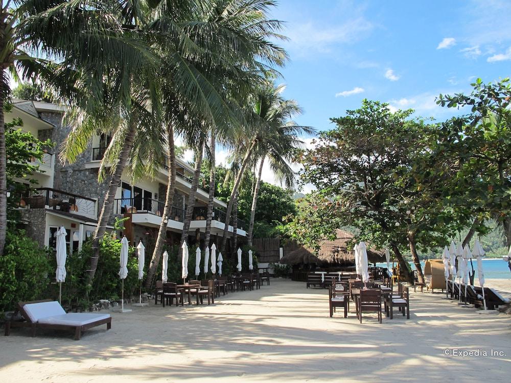 Sunset at Aninuan Beach Resort Property Grounds