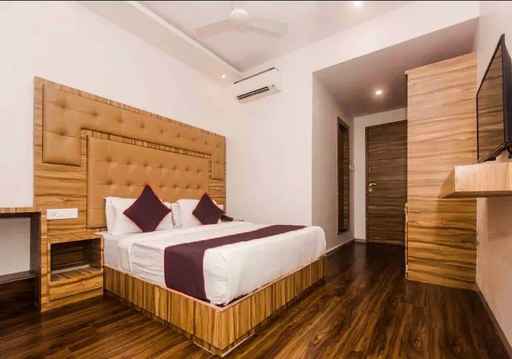 BKC Grand Room