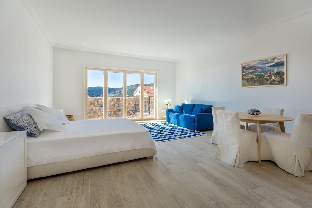 Studio Apartment by My Way Featured Image
