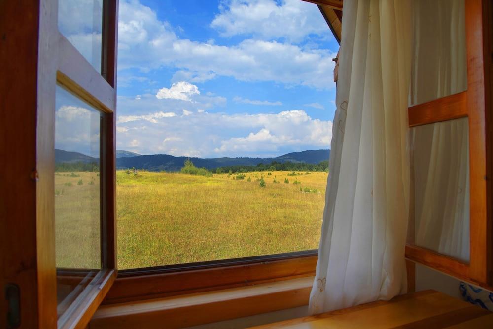Cabin in Nature With View of the Durmitor Mountain