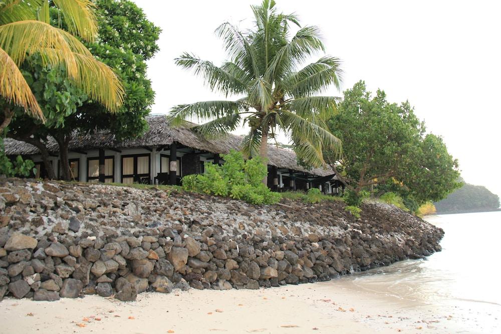 Stevenson's at Manase Exterior