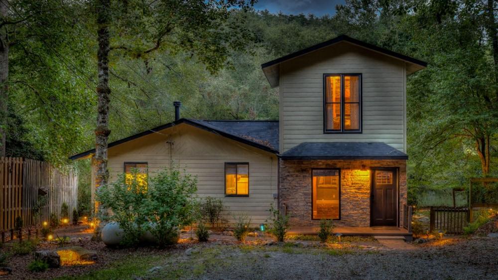 Rivers Edge by Escape to Blue Ridge