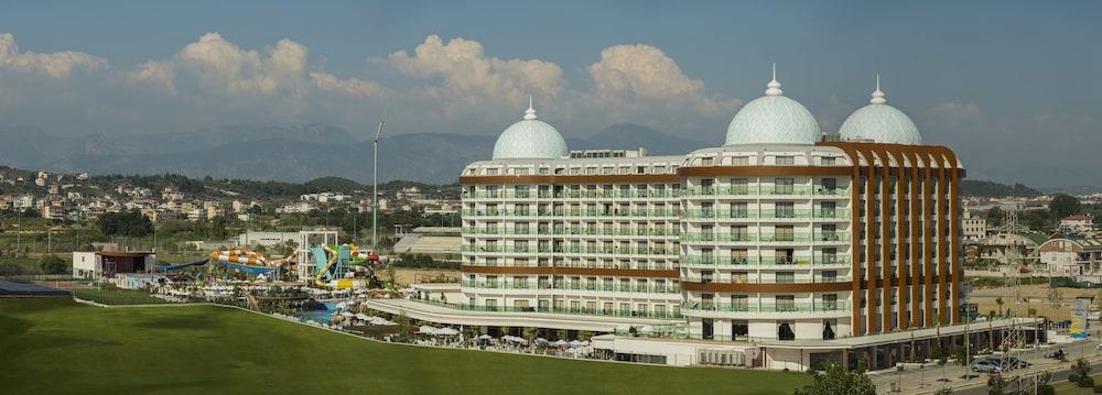 Dream World Aqua Hotel - All Inclusive