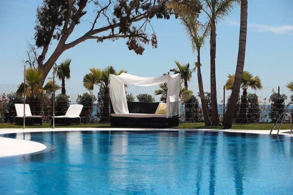 2 Beds Apartment with Private Pool Outdoor Pool