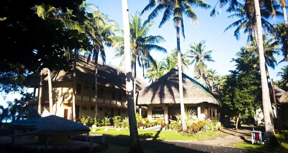 Vitton Beach Resort Exterior