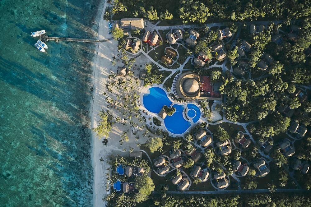 إيبيروستار ويفز كوزوميل -سشامامل جميع الخدمات منظر من الجو