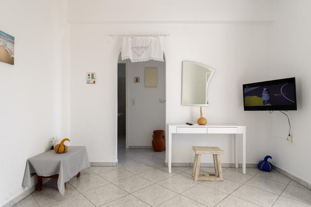 Panoramic View House Room