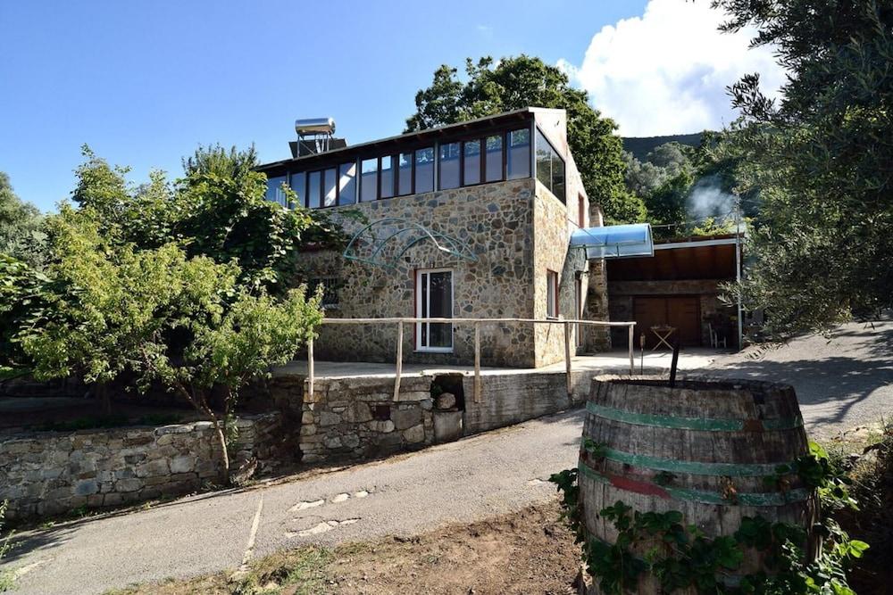 Villa Areti - A Cottage in Cretan Nature