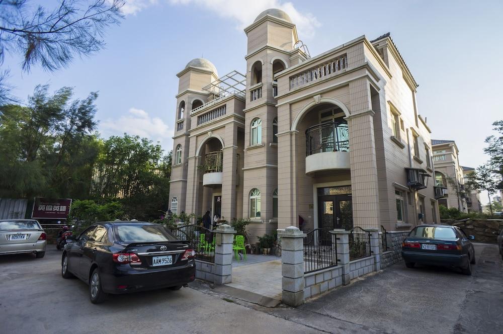 Red Tomato Modern Branch Featured Image