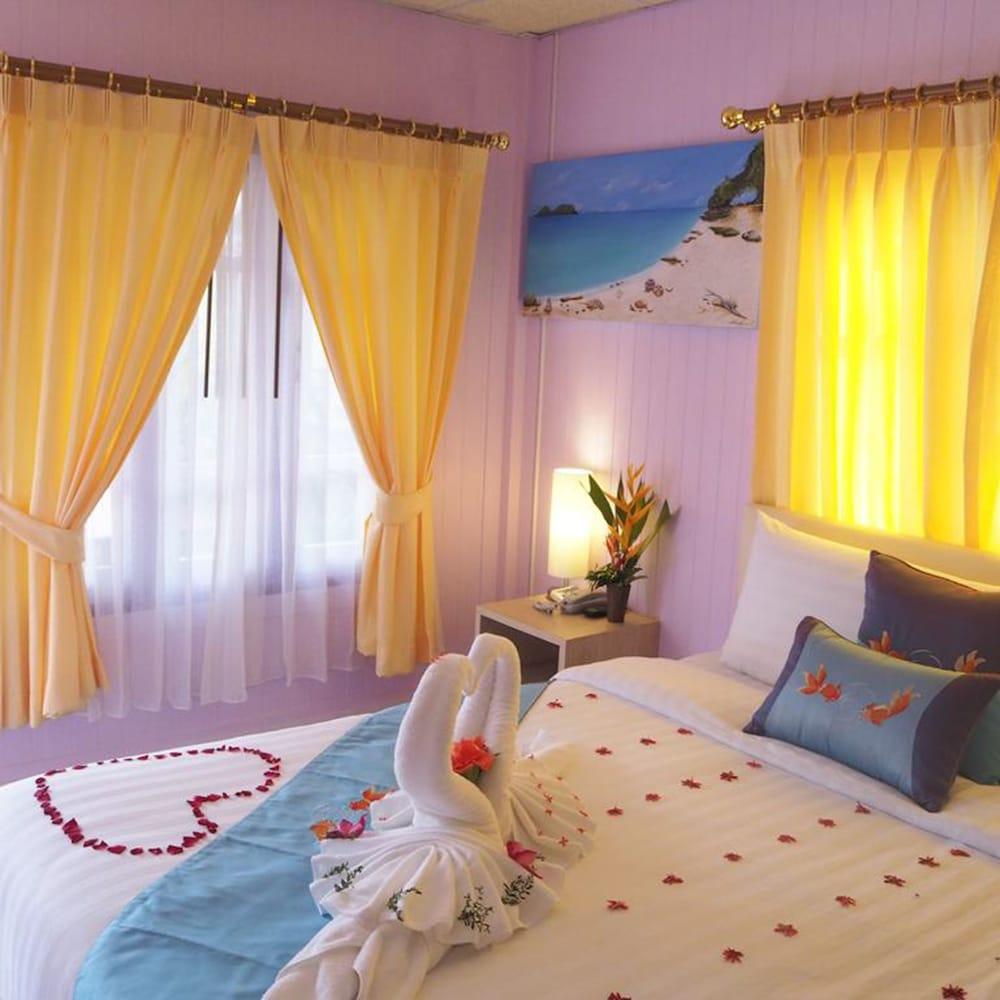 Sun Globe Resort Featured Image