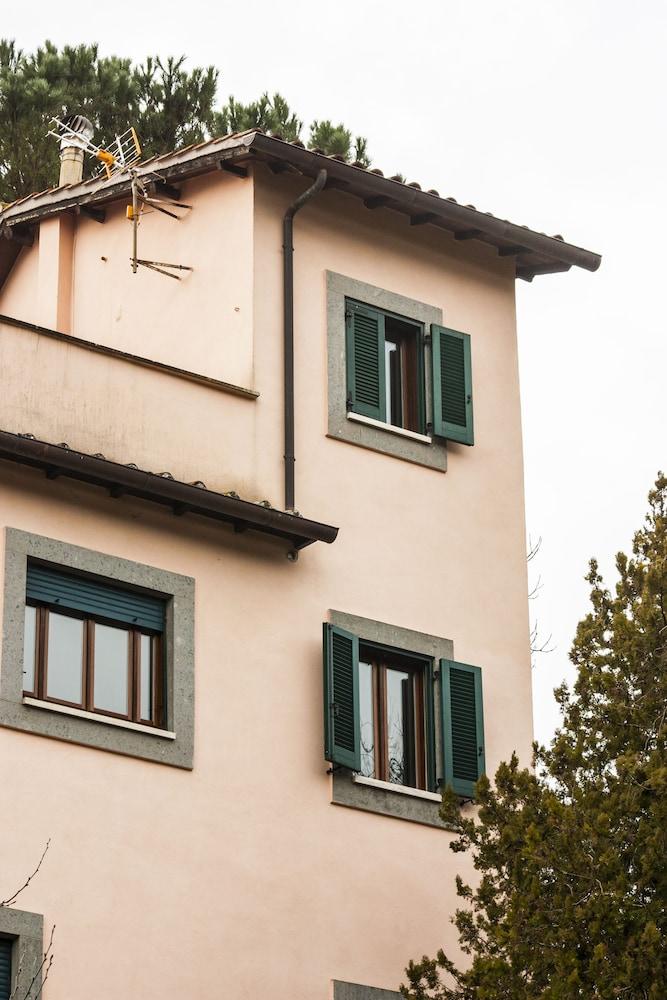 إل كاسون - فيل ديل أنين المنطقة الخارجية