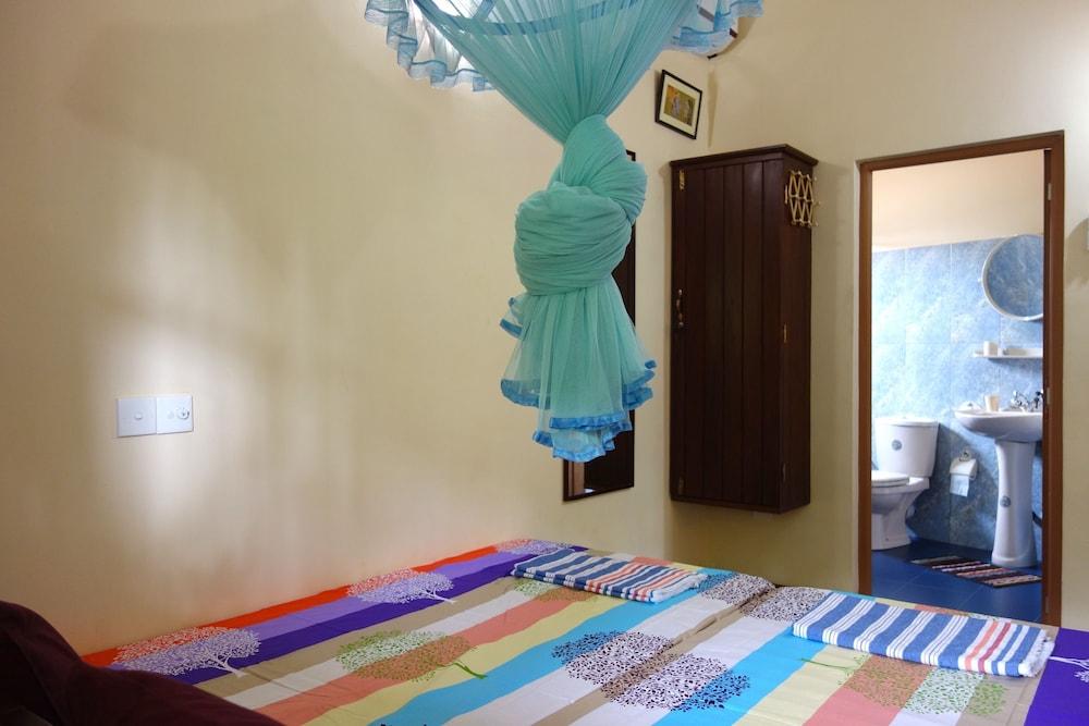 Manel Guesthouse Room