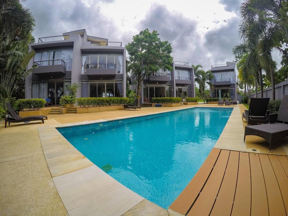 The Local Villas Outdoor Pool