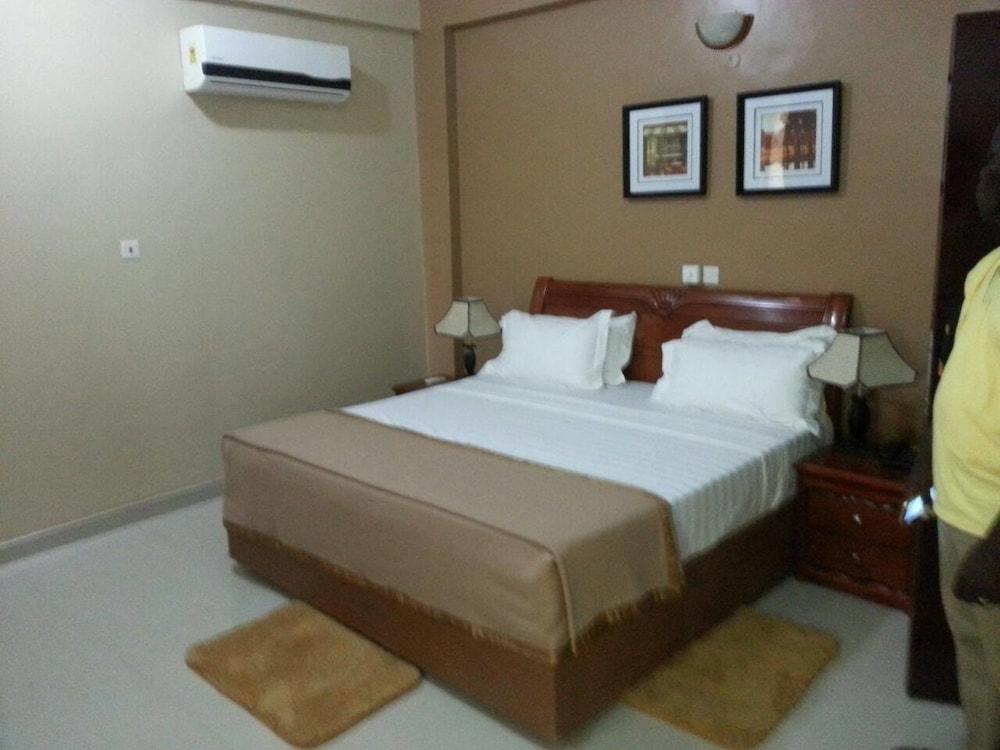 MJ Appartments Room