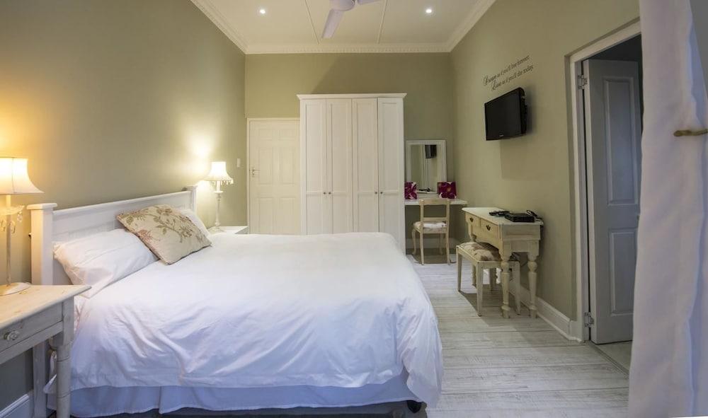 Lemon Tree B&B Room