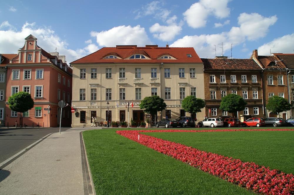 Hotel Kolegiacki