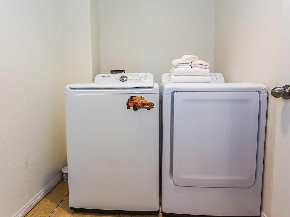 منزل من 3 غرف نوم بمنطقة منتجع أناهايم تفاصيل الفندق من الداخل