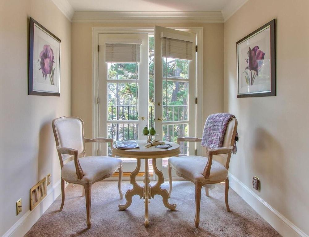 Lx33: Luxury Vacation Villa On Pebble Beach With Pool