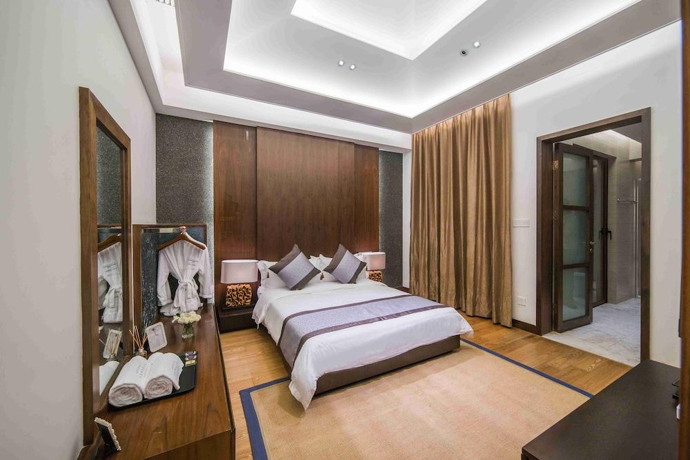 Hui Zhou Hou Niao Shui Rong Zhuang Villa Room