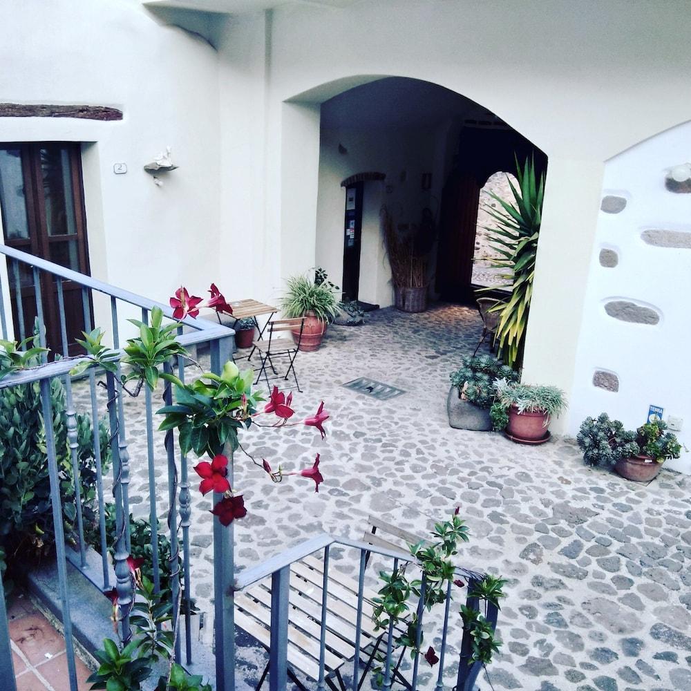 Antico Borgo Exterior