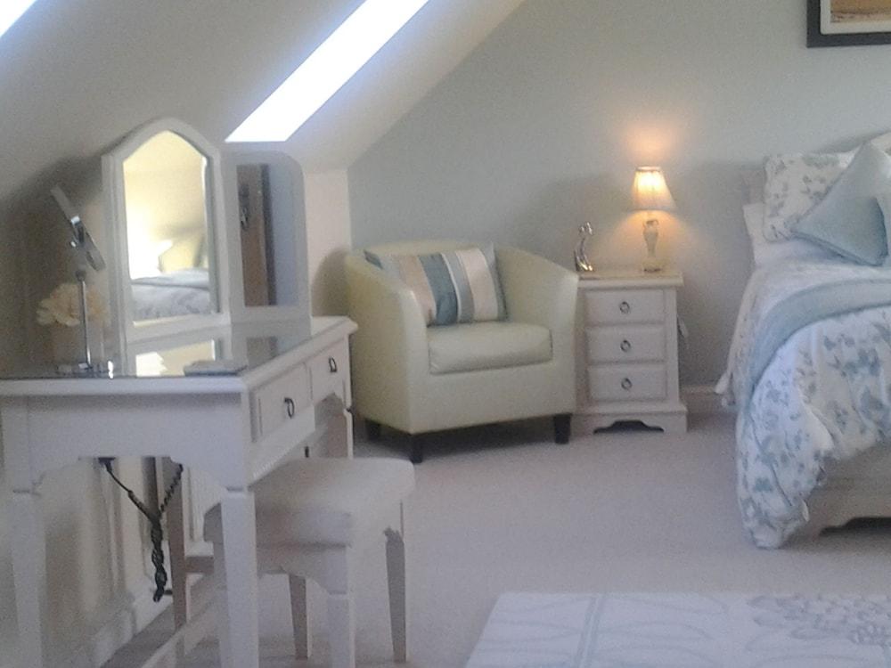 بين للين بد آند بريكفاست إطلالة من الغرفة