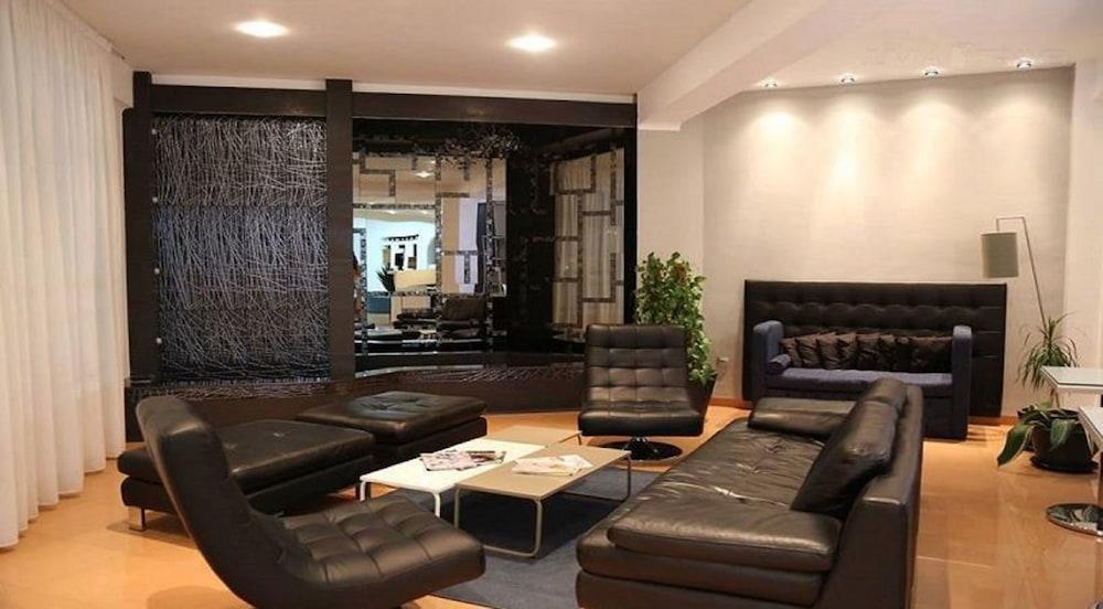 Hôtel L'évantail Interior