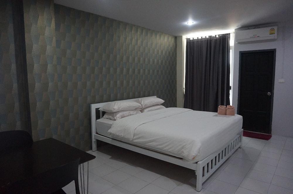 The One Phetchabun Room