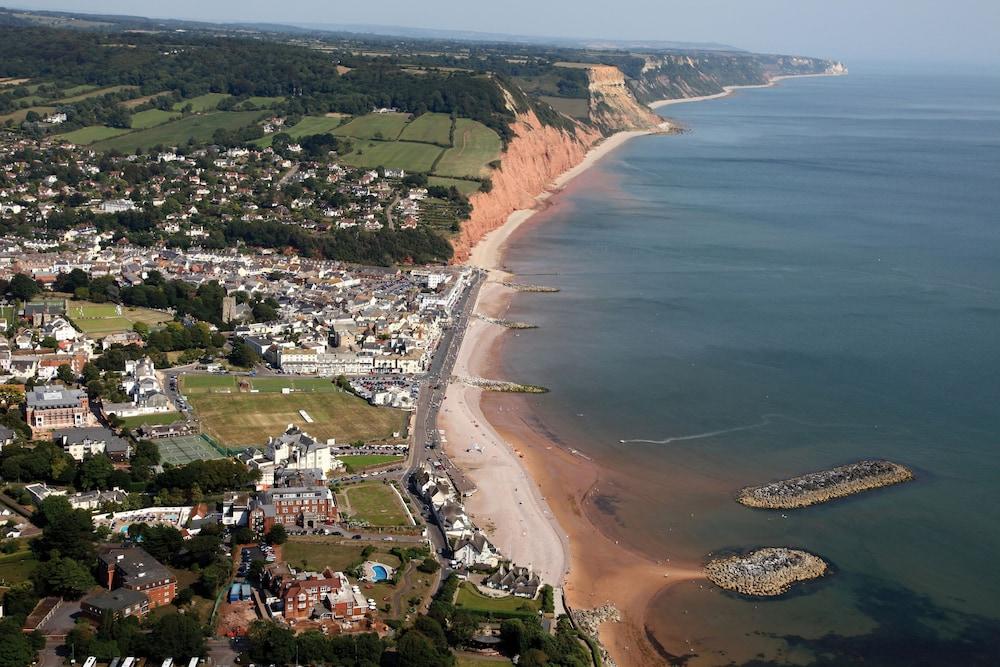 ذا فيكتوريا هوتل آند سورس سبا منظر من الجو