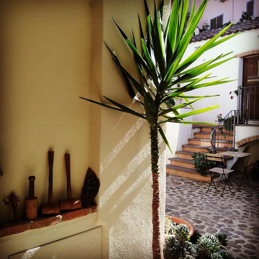 Antico Borgo Featured Image