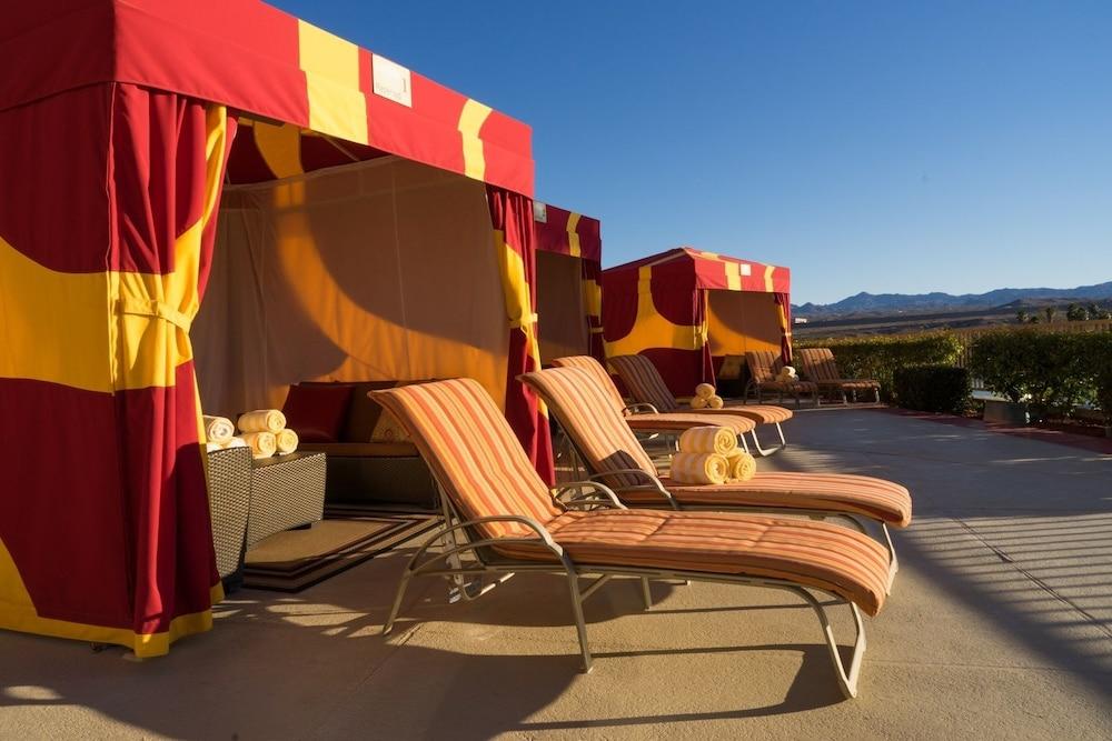 Golden Nugget Laughlin Outdoor Pool