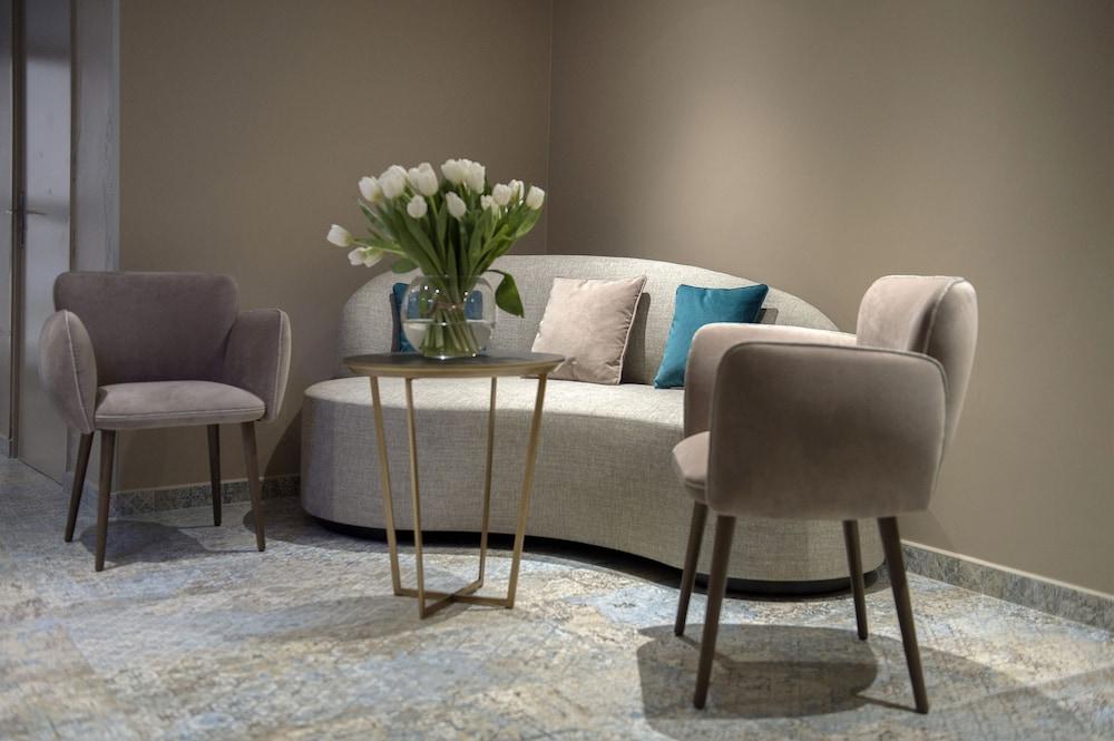 هوتل ميركيور باريس سورين لونجتشامب منطقة الجلوس في الردهة