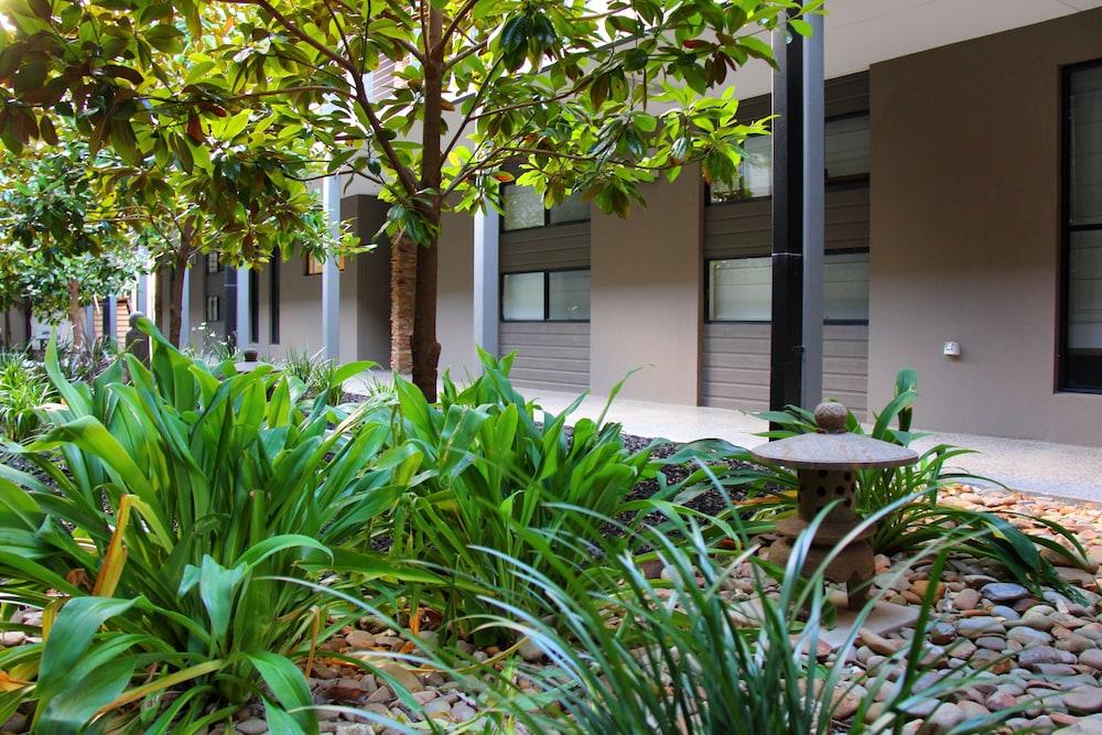 Barwon Heads Resort at 13th Beach Property Grounds