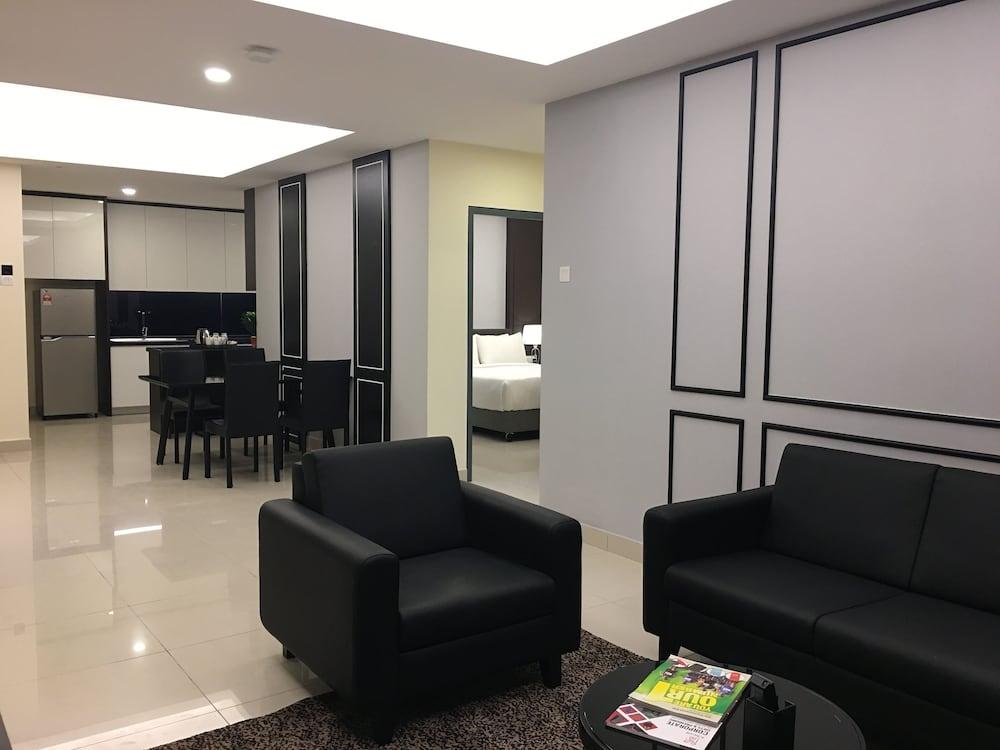 Gloria Residences Ion Delemen