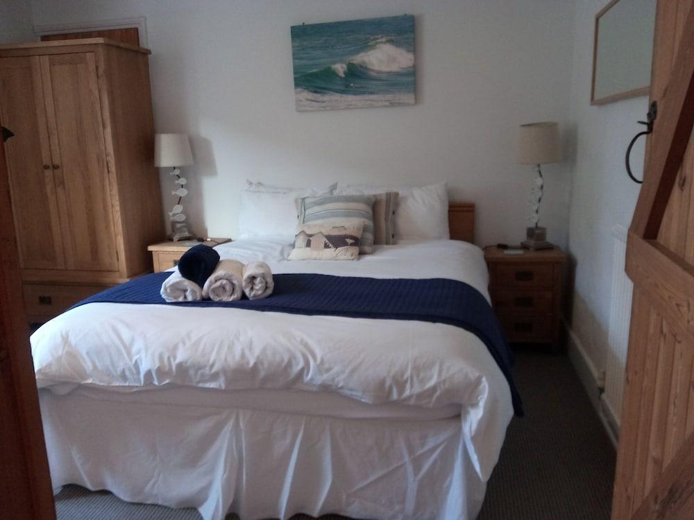 Anchorage Wells Room