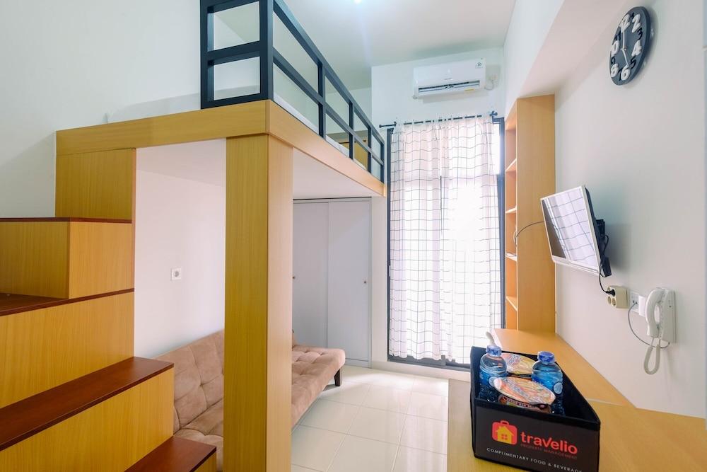 Minimalist and Comfortable Studio Dave Apartment Featured Image