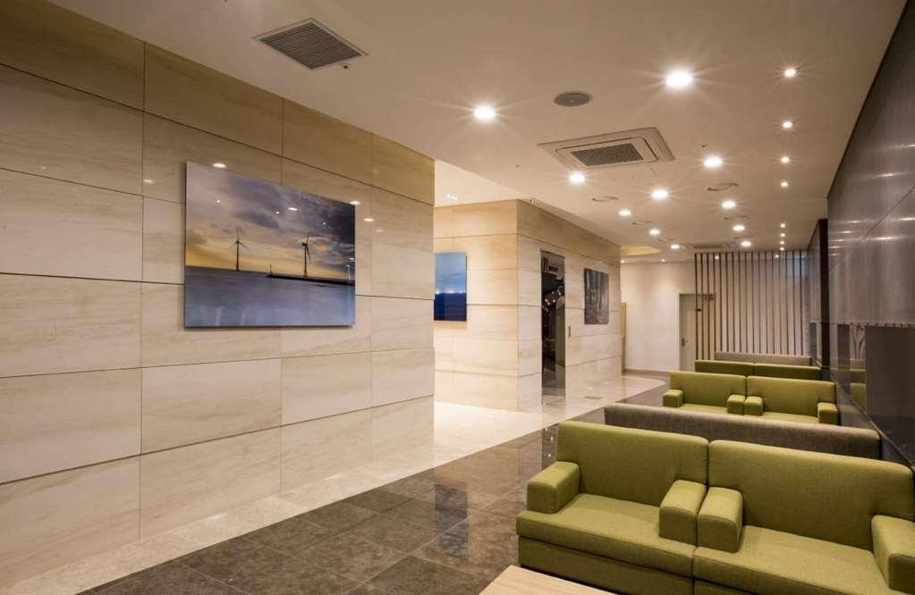 Howard Johnson Hotel Jeju Seogwipo Harbor