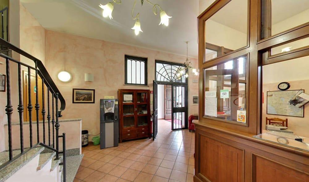 ريزيدانس برينسيبي دي بيمونتي